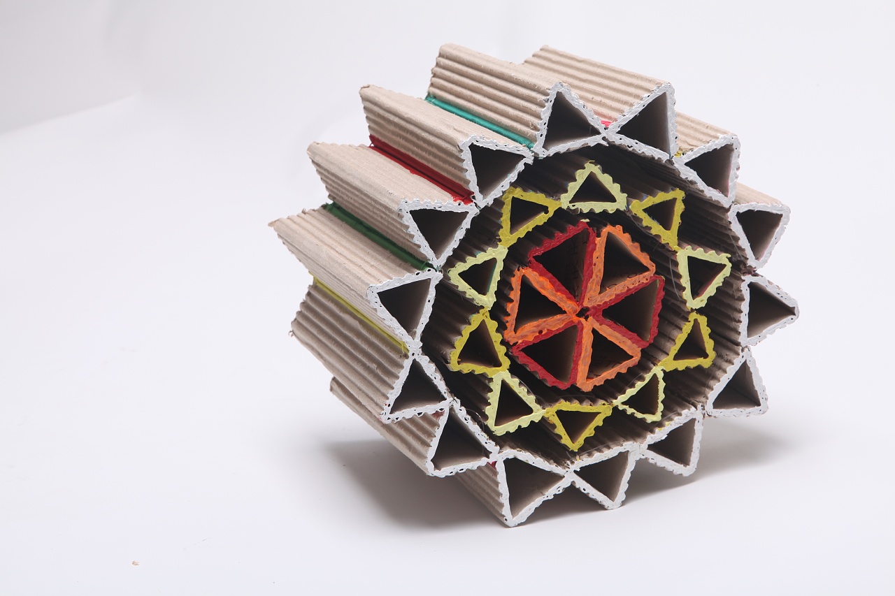 如何避免紙箱制作模切壓線不直？